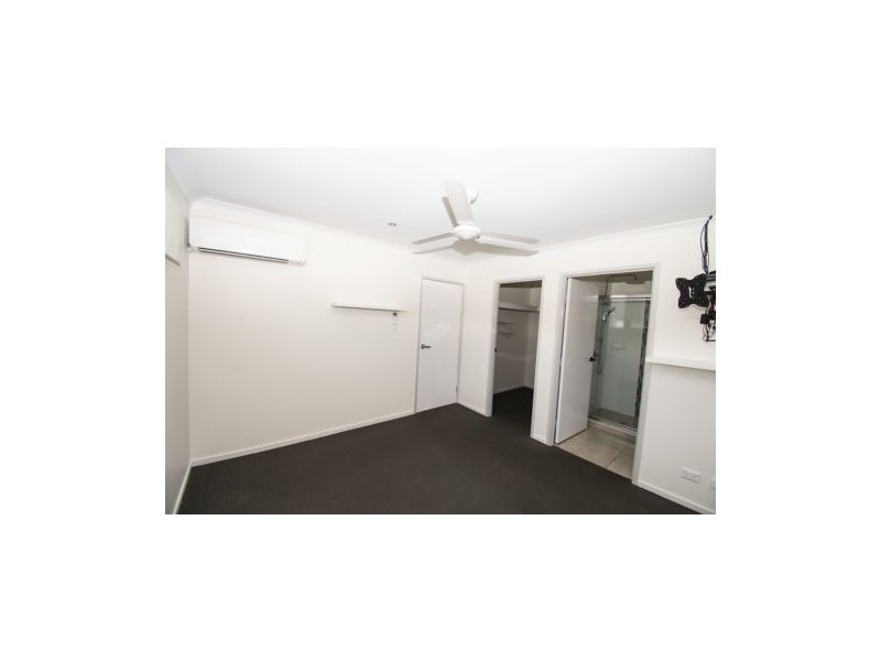 13 Somerset Dr, Andergrove QLD 4740