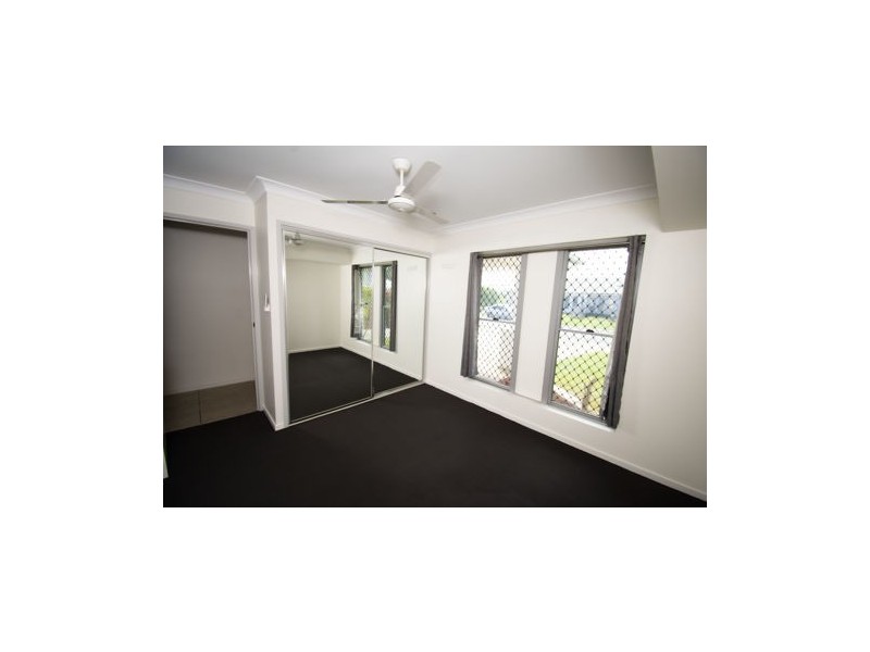 13 Somerset Dr, Andergrove QLD 4740