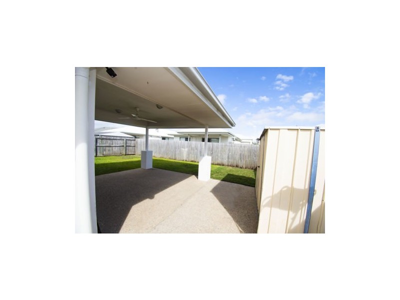 13 Somerset Dr, Andergrove QLD 4740