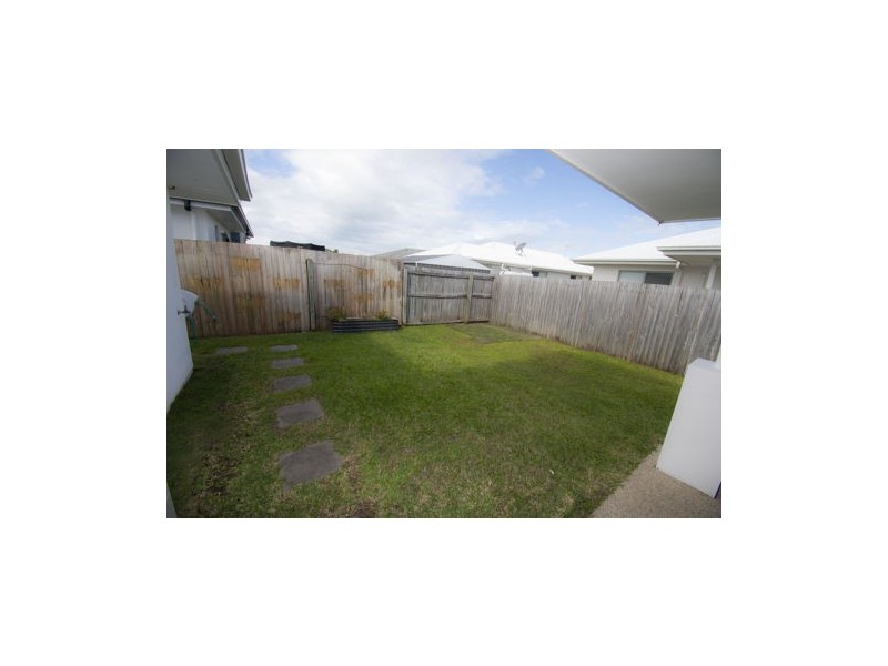 13 Somerset Dr, Andergrove QLD 4740