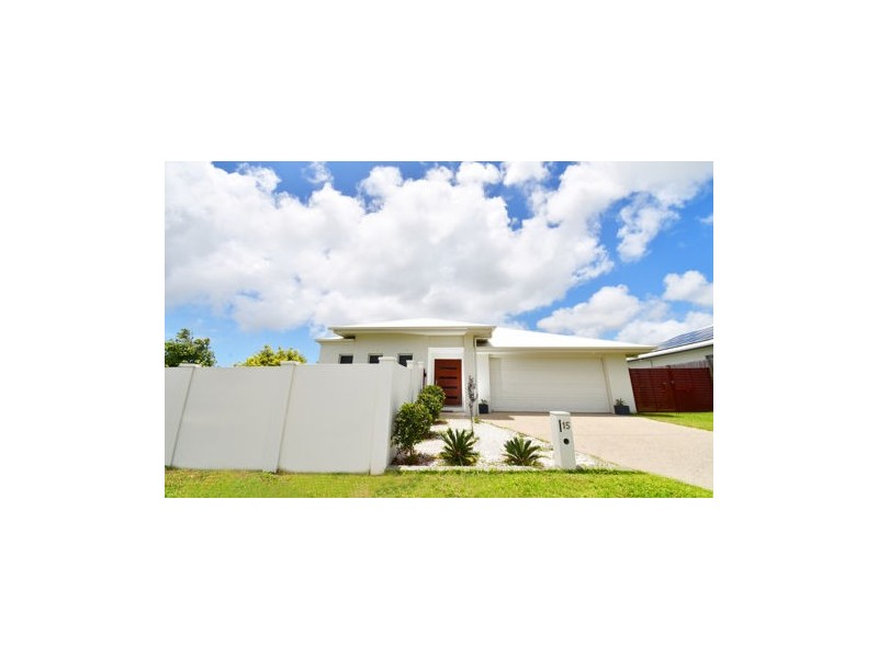 15 GRANGEWOOD AVENUE, Richmond QLD 4740