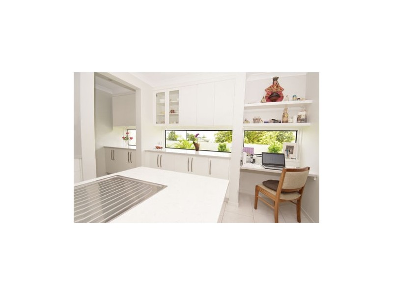 15 GRANGEWOOD AVENUE, Richmond QLD 4740