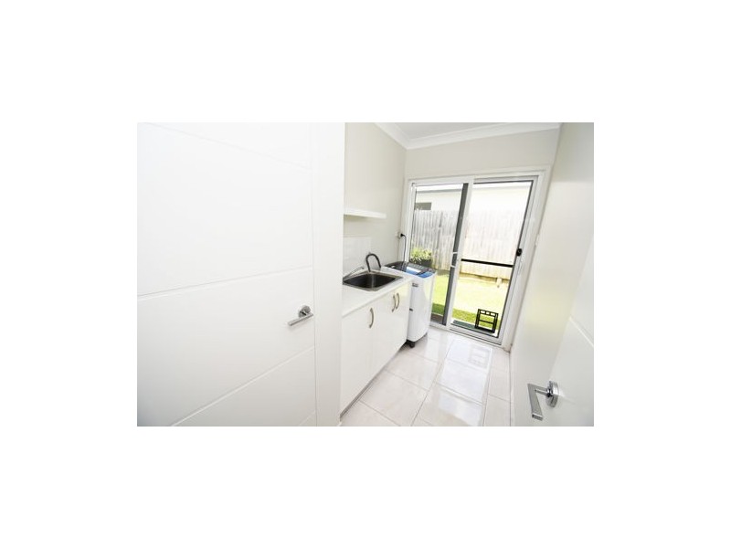 15 GRANGEWOOD AVENUE, Richmond QLD 4740