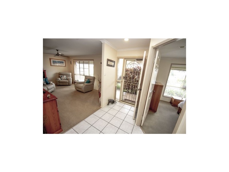 10 Muldoon Crt, Eimeo QLD 4740