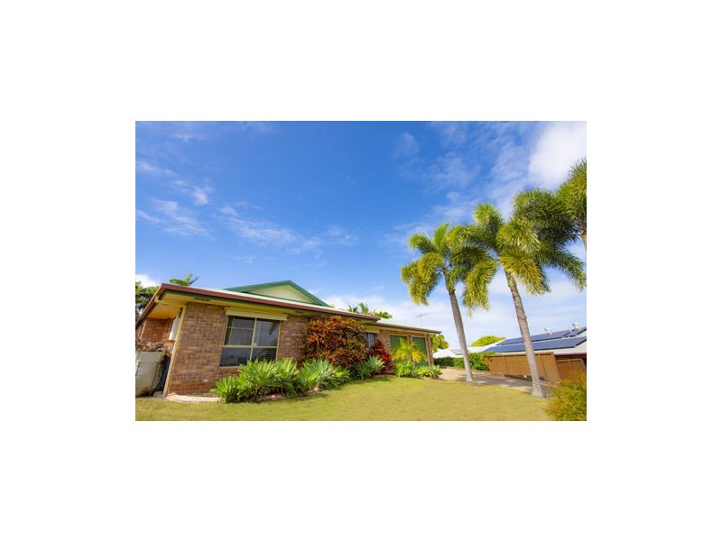 10 Muldoon Crt, Eimeo QLD 4740