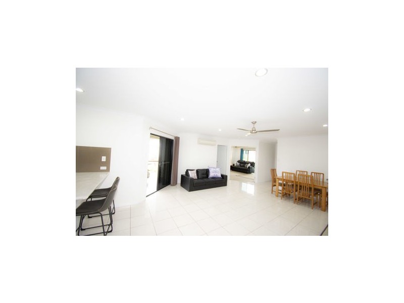 3 WEBB CRT, Rural View QLD 4740