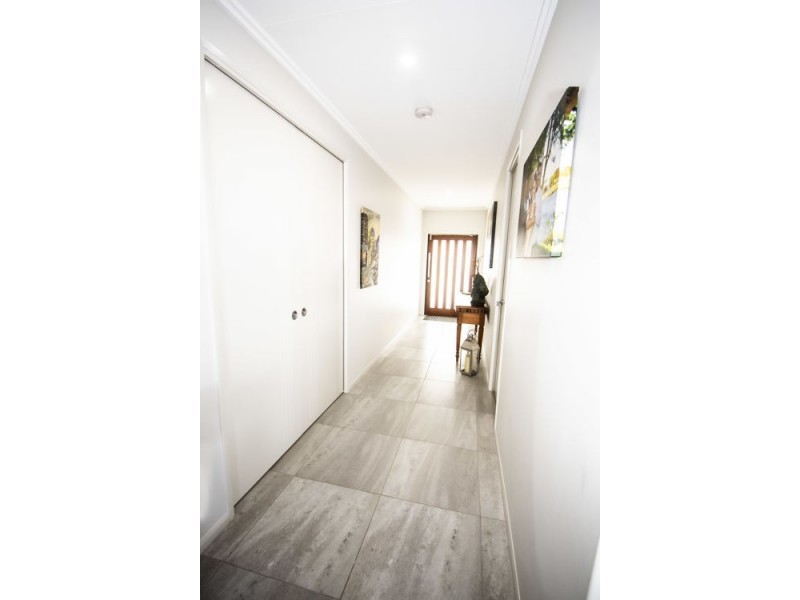 17 Grangewood Avenue, Richmond QLD 4740