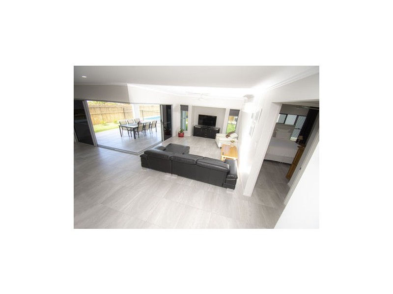 17 Grangewood Avenue, Richmond QLD 4740