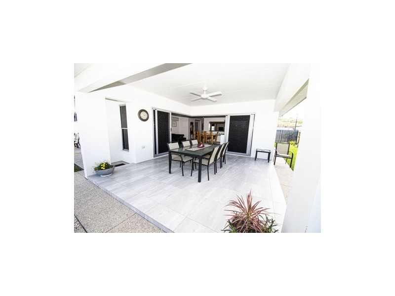 17 Grangewood Avenue, Richmond QLD 4740