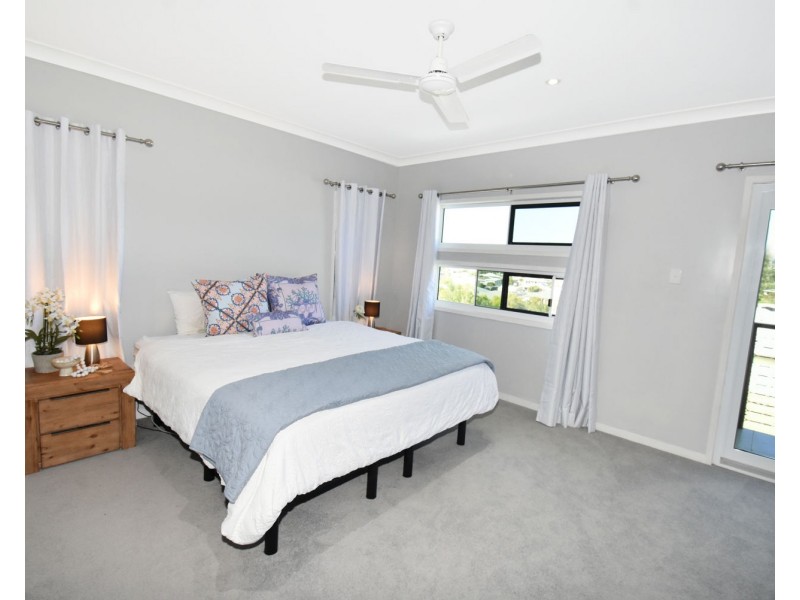 47 DOUGLAS CRESCENT, Rural View QLD 4740