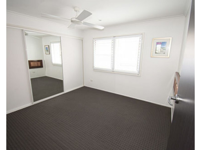 1/31 Wall St, Eimeo QLD 4740