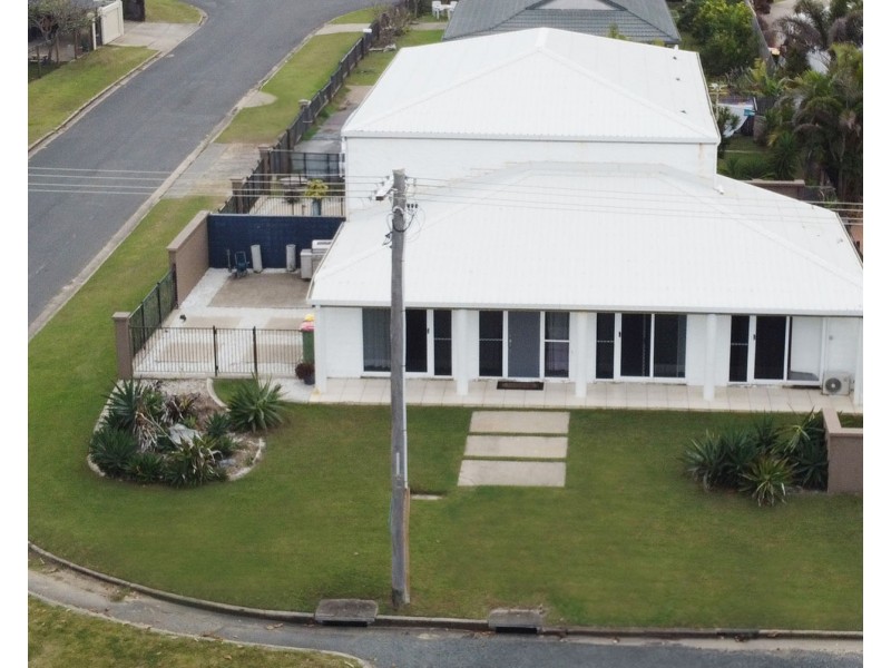 48 Pacific Esplanade, Slade Point QLD 4740