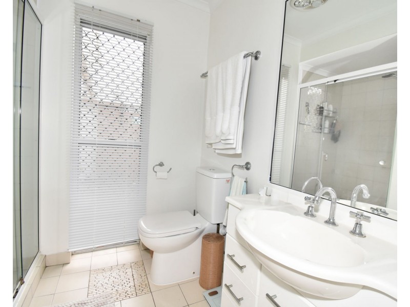 48 Pacific Esplanade, Slade Point QLD 4740