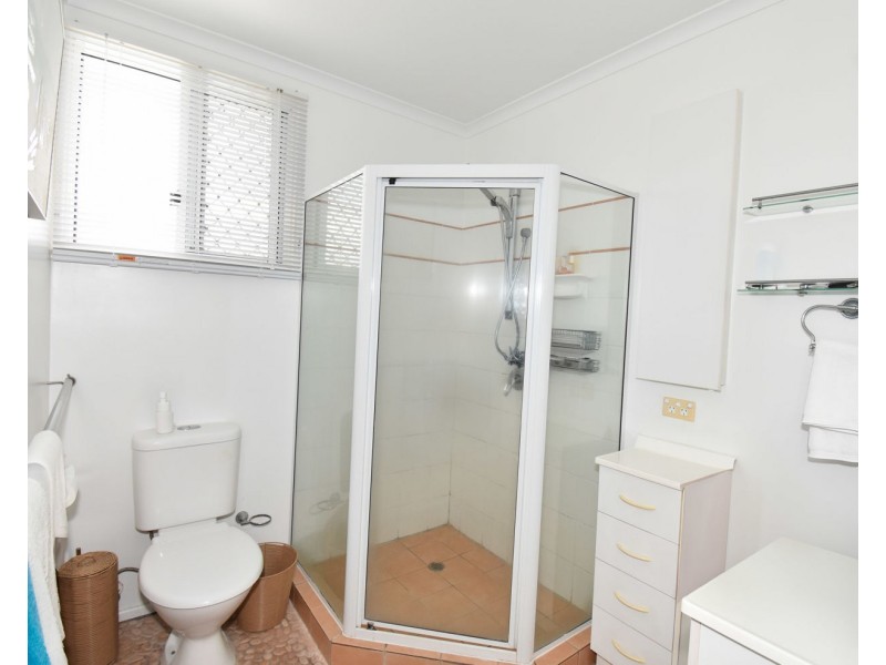 48 Pacific Esplanade, Slade Point QLD 4740