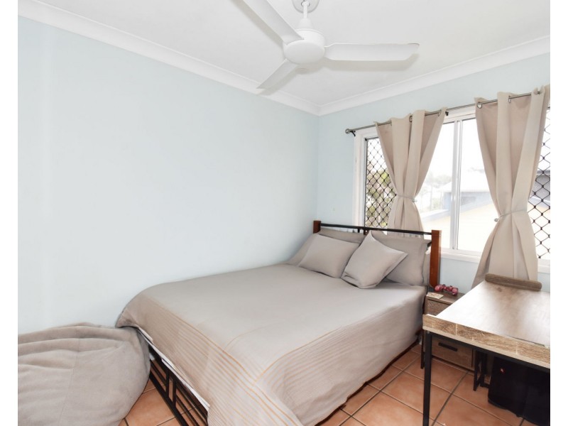 48 Pacific Esplanade, Slade Point QLD 4740