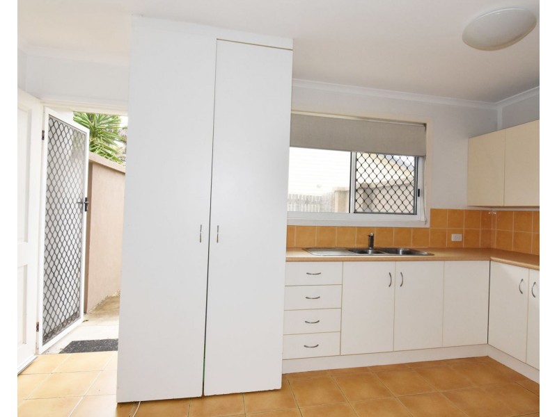 48 Pacific Esplanade, Slade Point QLD 4740