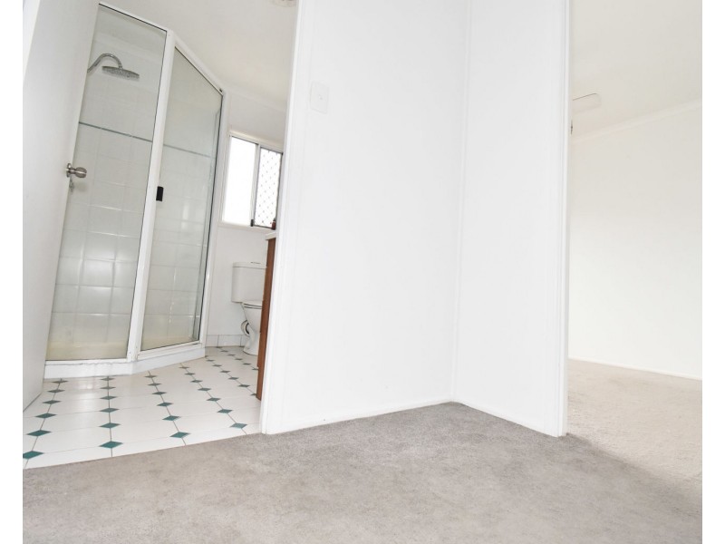 48 Pacific Esplanade, Slade Point QLD 4740