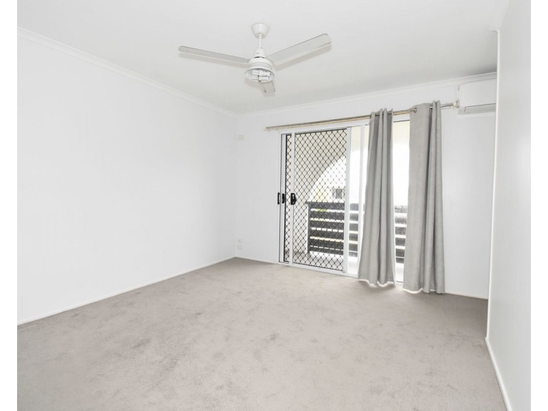 48 Pacific Esplanade, Slade Point QLD 4740