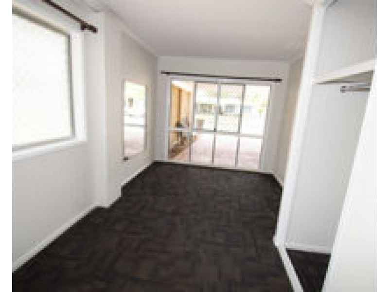 48 Credlin St, South Mackay QLD 4740