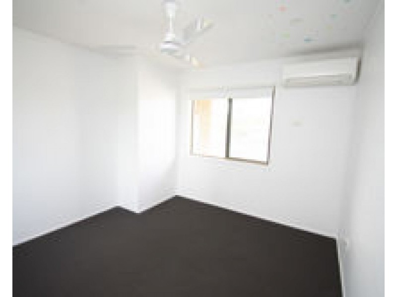 1 Knight Street, Mount Pleasant QLD 4740