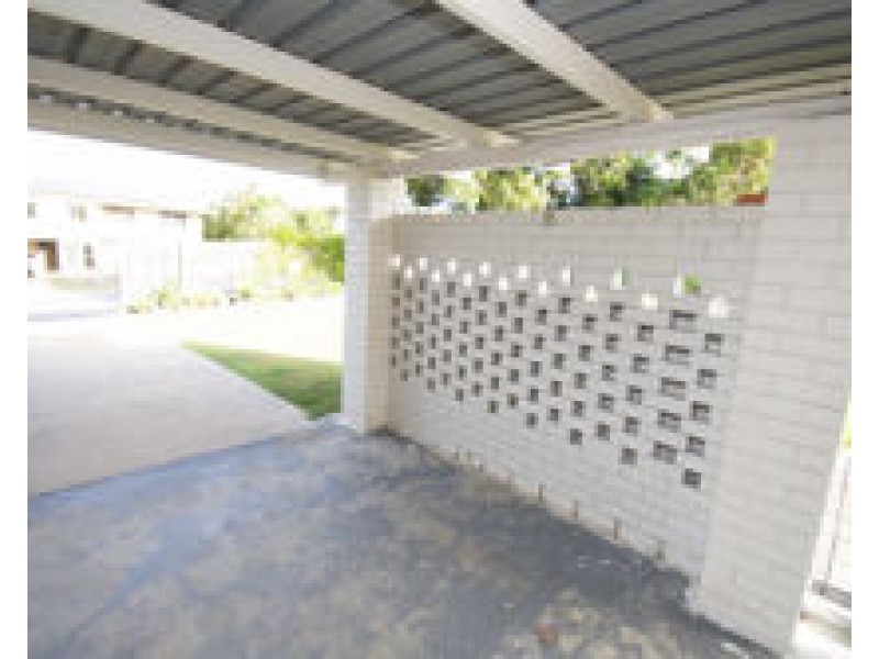 1 Knight Street, Mount Pleasant QLD 4740