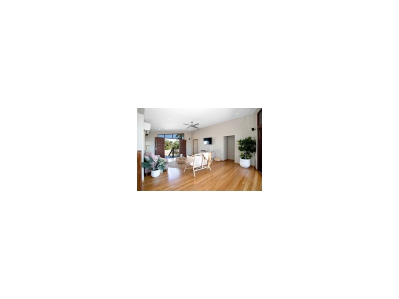 9 Sailaway Drive, Eimeo QLD 4740