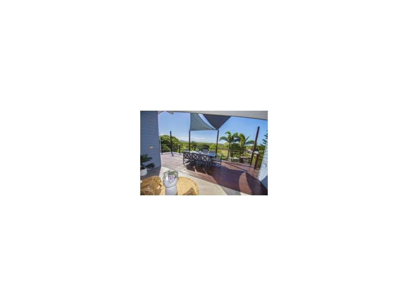 9 Sailaway Drive, Eimeo QLD 4740
