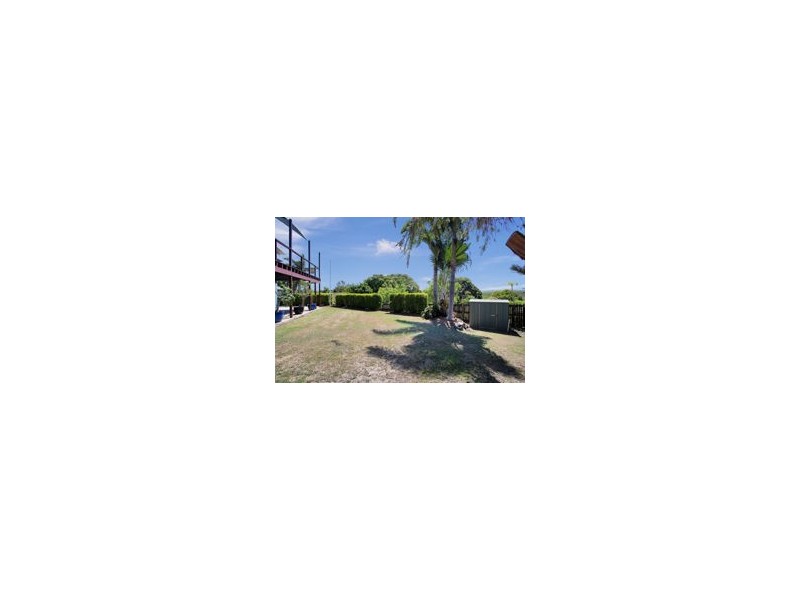 9 Sailaway Drive, Eimeo QLD 4740