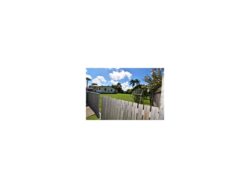 16 Bannister St, South Mackay QLD 4740