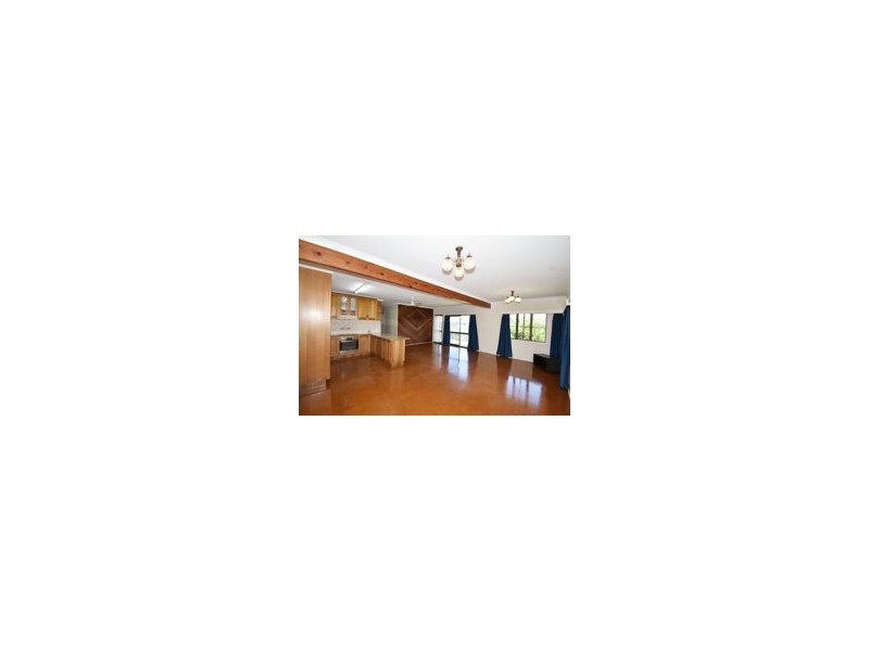 16 Bannister St, South Mackay QLD 4740