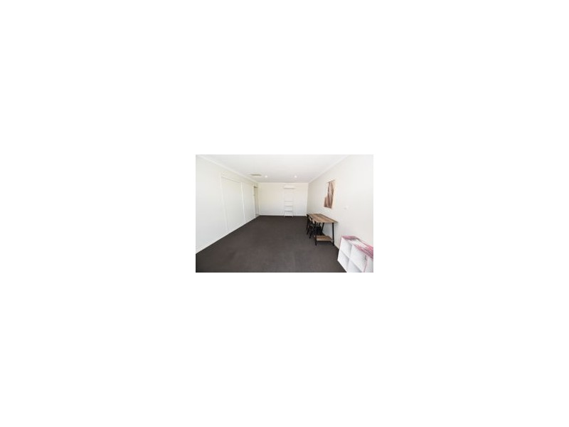 35 Sonoran St, Rural View QLD 4740