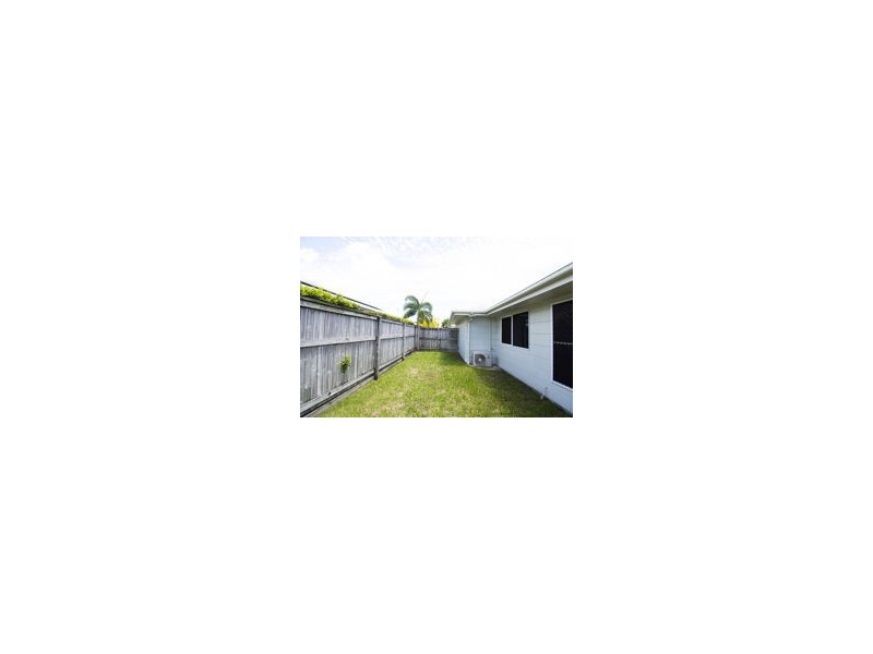 35 Sonoran St, Rural View QLD 4740