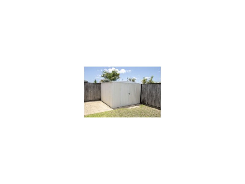 35 Sonoran St, Rural View QLD 4740