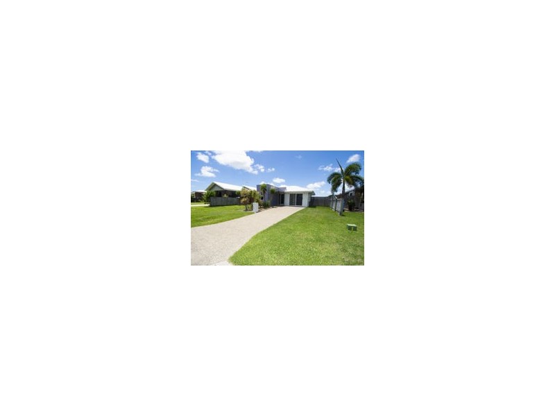 35 Sonoran St, Rural View QLD 4740