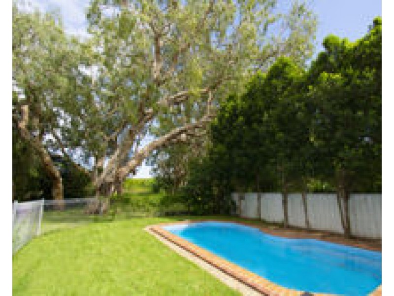 35-37 McMahon Street, Andergrove QLD 4740