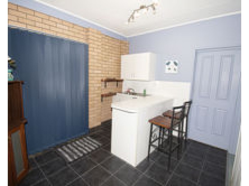35-37 McMahon Street, Andergrove QLD 4740