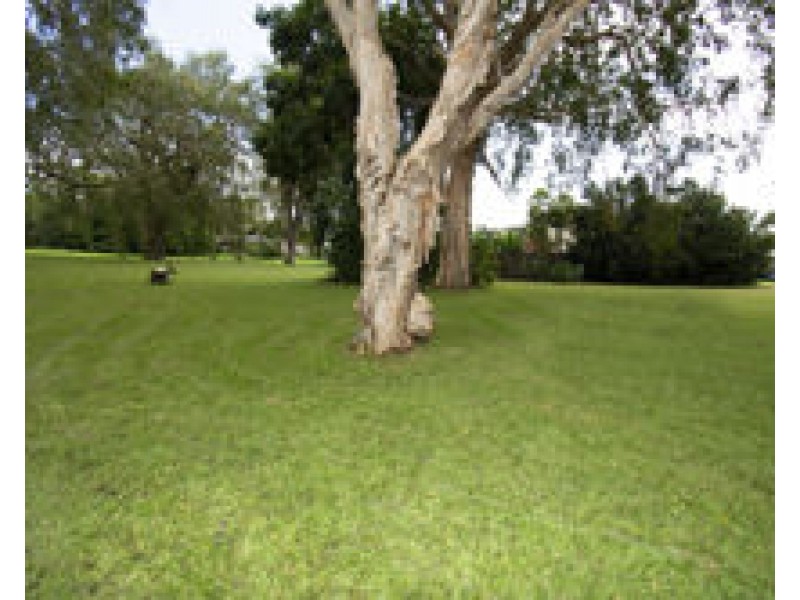 35-37 McMahon Street, Andergrove QLD 4740