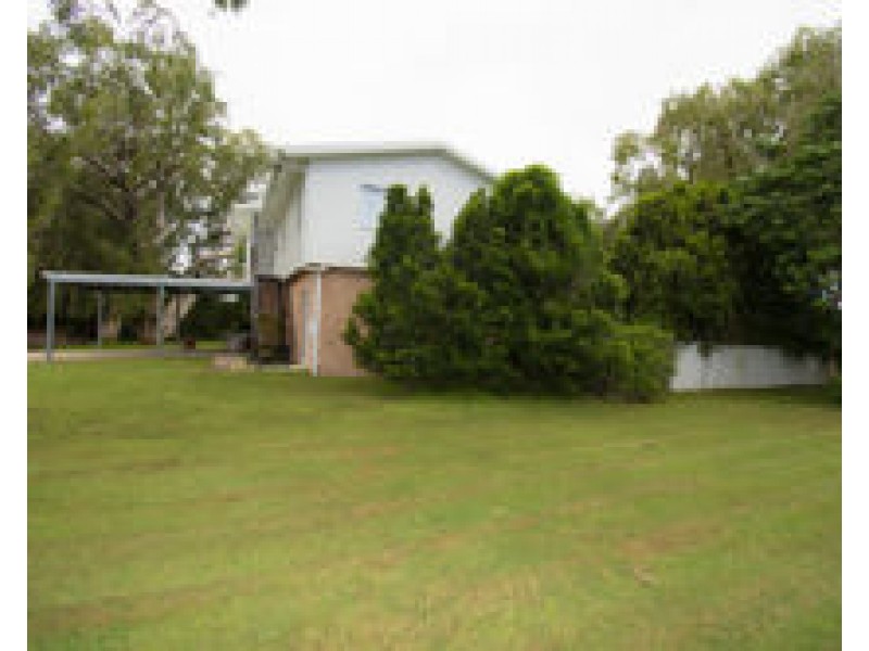 35-37 McMahon Street, Andergrove QLD 4740