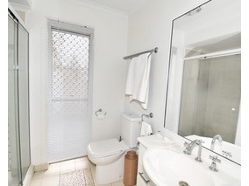 1/48 Pacific Esplanade, Slade Point QLD 4740