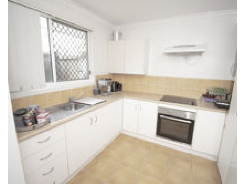 3/48 Pacific Esplanade, Slade Point QLD 4740