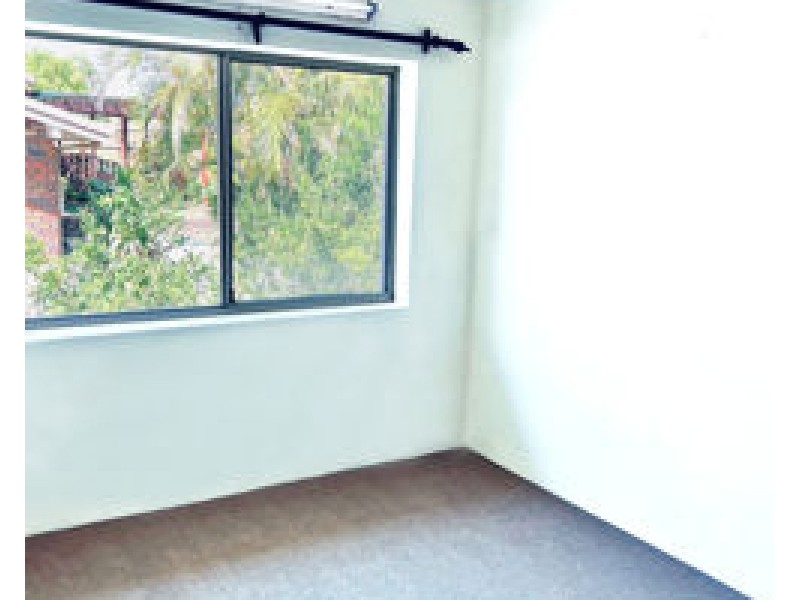 4/76 Pacific Esplanade, Slade Point QLD 4740