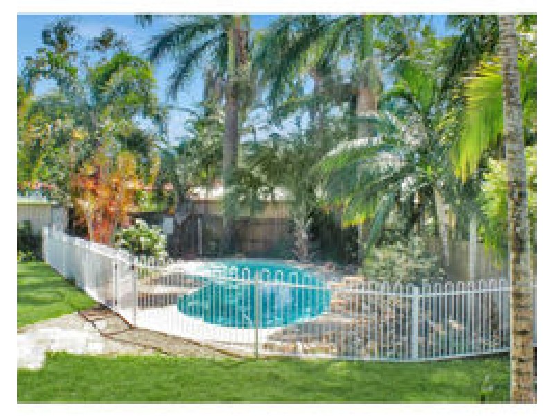 23 Theodore Crescent, Rural View QLD 4740