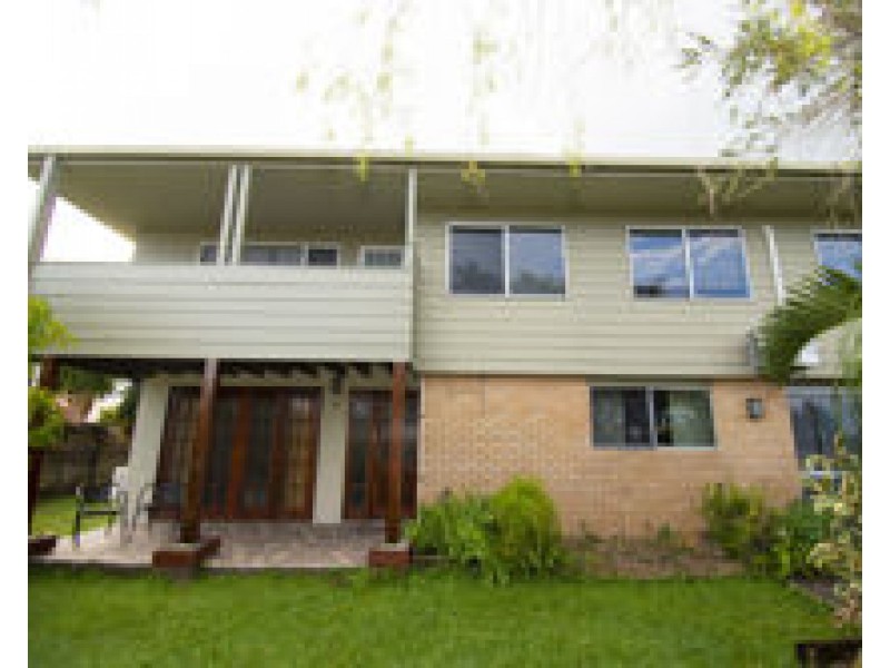 32 Peak Downs Highway, Walkerston QLD 4751
