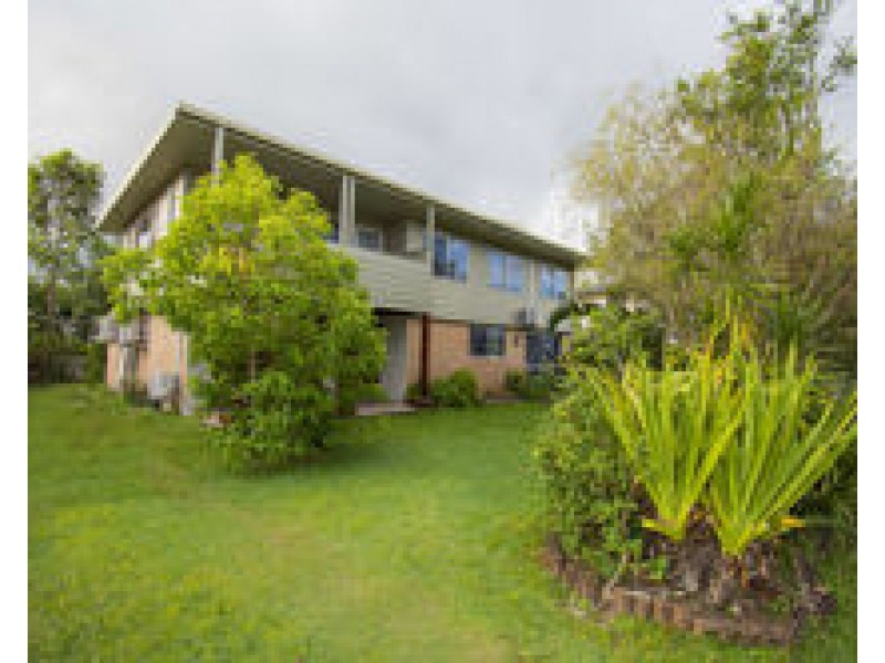 32 Peak Downs Highway, Walkerston QLD 4751