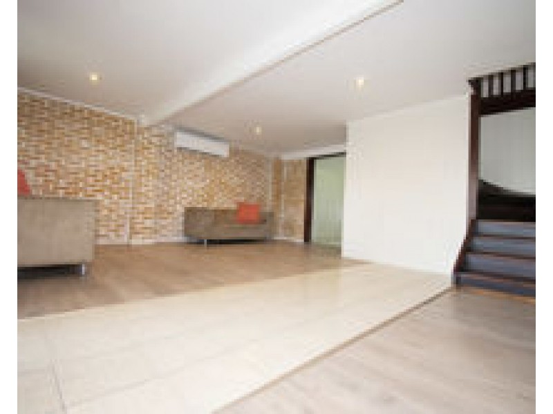 32 Peak Downs Highway, Walkerston QLD 4751