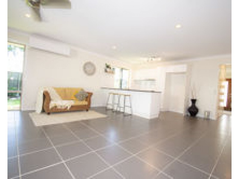 46 Miami Tce, Blacks Beach QLD 4740