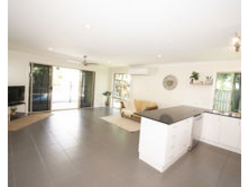 46 Miami Tce, Blacks Beach QLD 4740