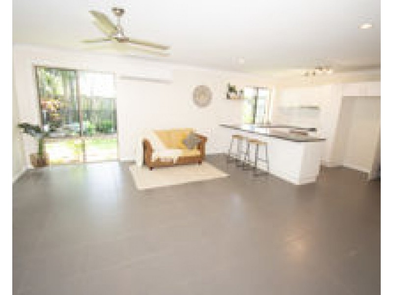 46 Miami Tce, Blacks Beach QLD 4740