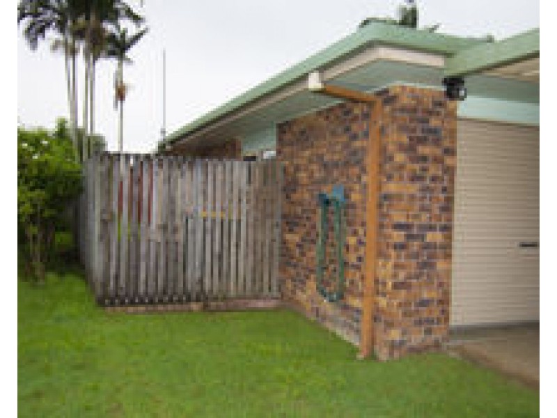17 Edinburgh Place, Beaconsfield QLD 4740