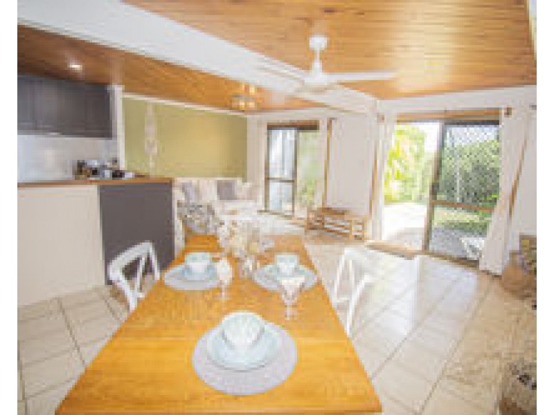 8/9 Homestead Bay Avenue, Bucasia QLD 4750